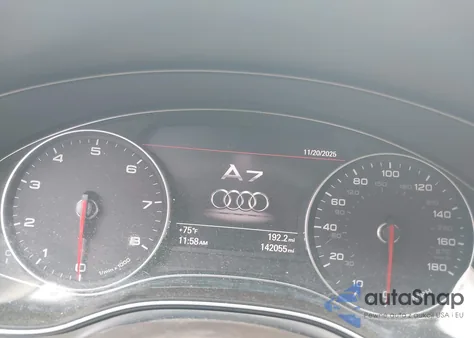 2012 Audi A7 Premium z USA, uszkodzony, nr VIN WAUSGAFC2CN005359